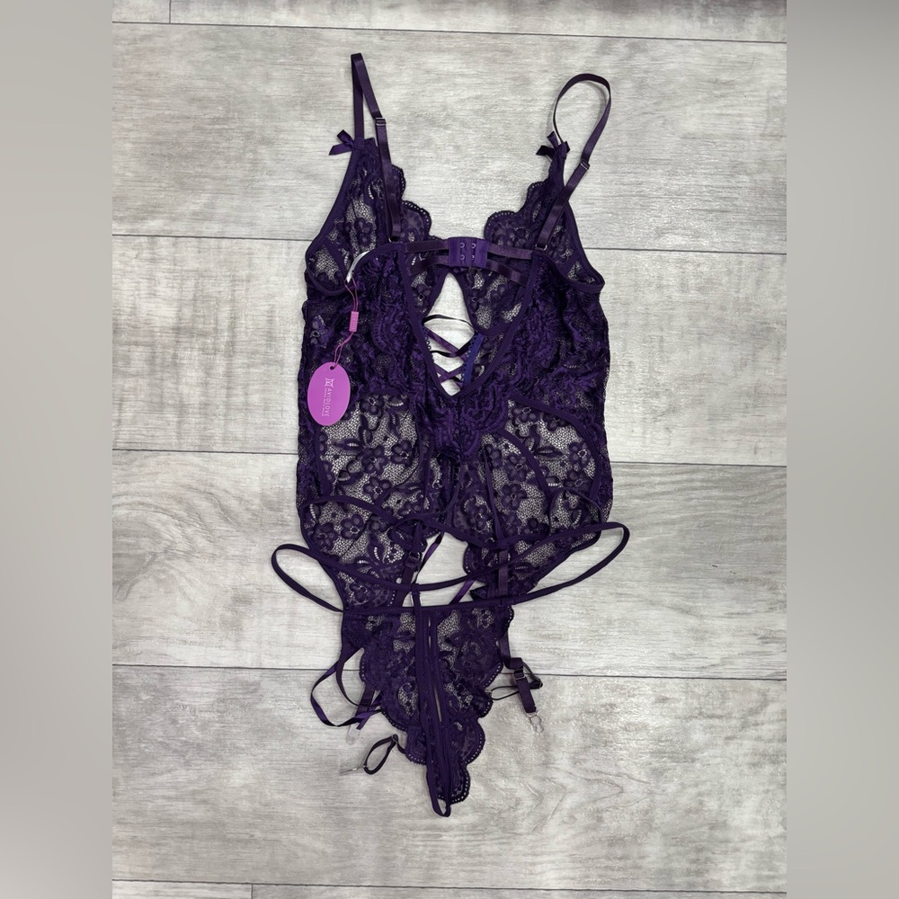 Purple lingerie NWT